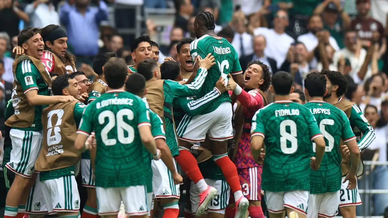 Mexico 2-0 South Africa: Bafana Bafana End With Nine Men – photo 2
